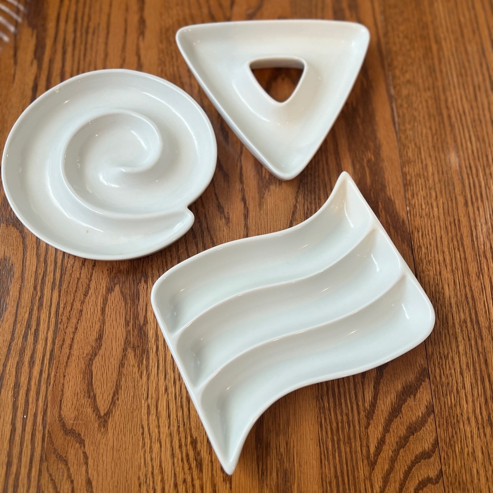 Crate & Barrel Appetizer Plates (3)